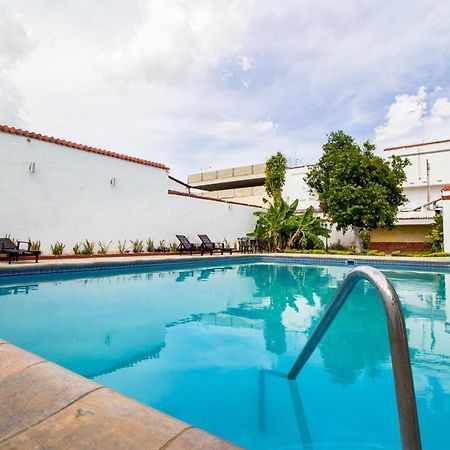 Hotel Colon Mérida Esterno foto