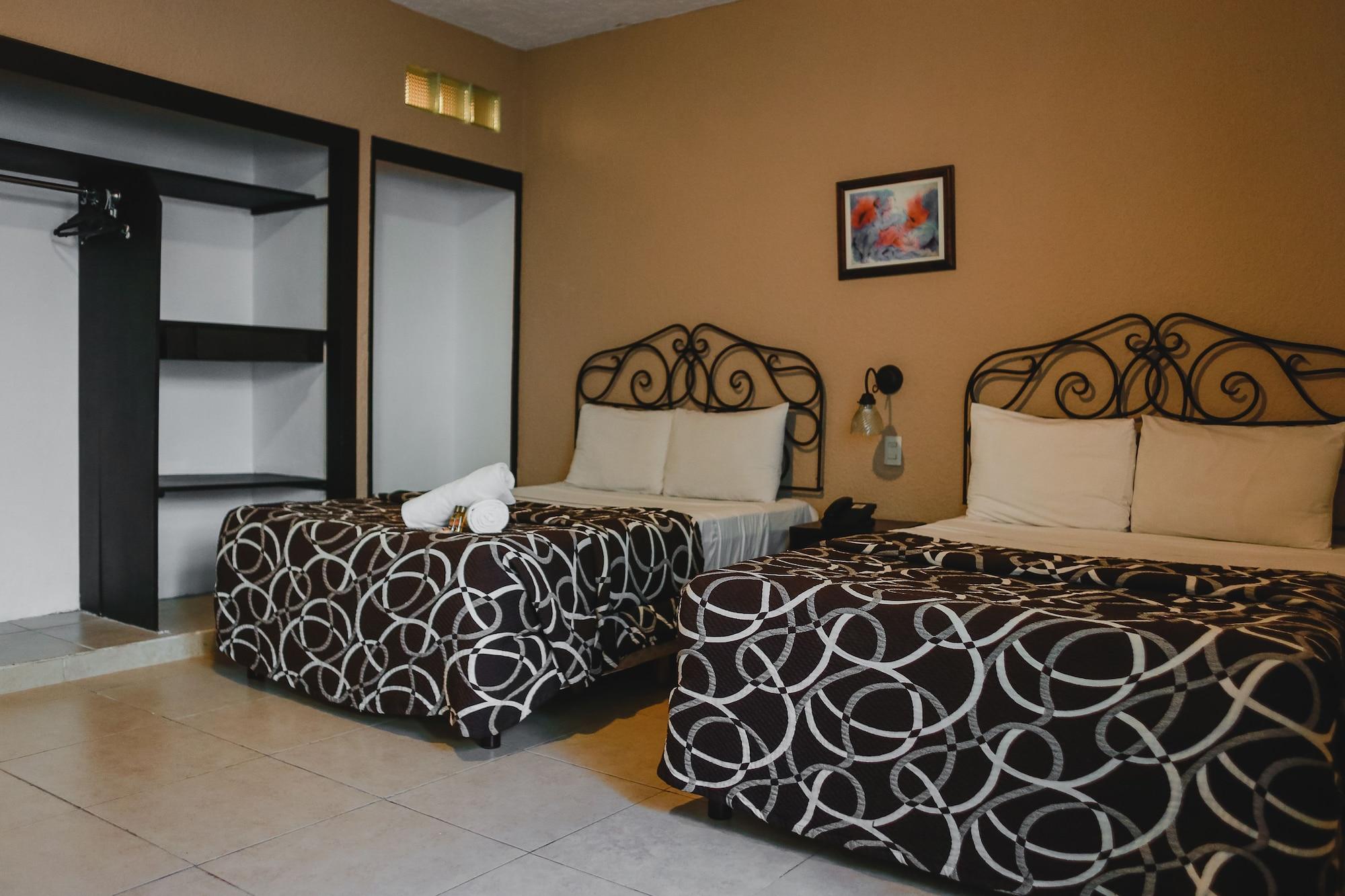 Hotel Colon Mérida Esterno foto