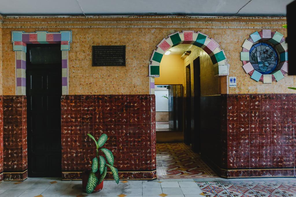 Hotel Colon Mérida Esterno foto