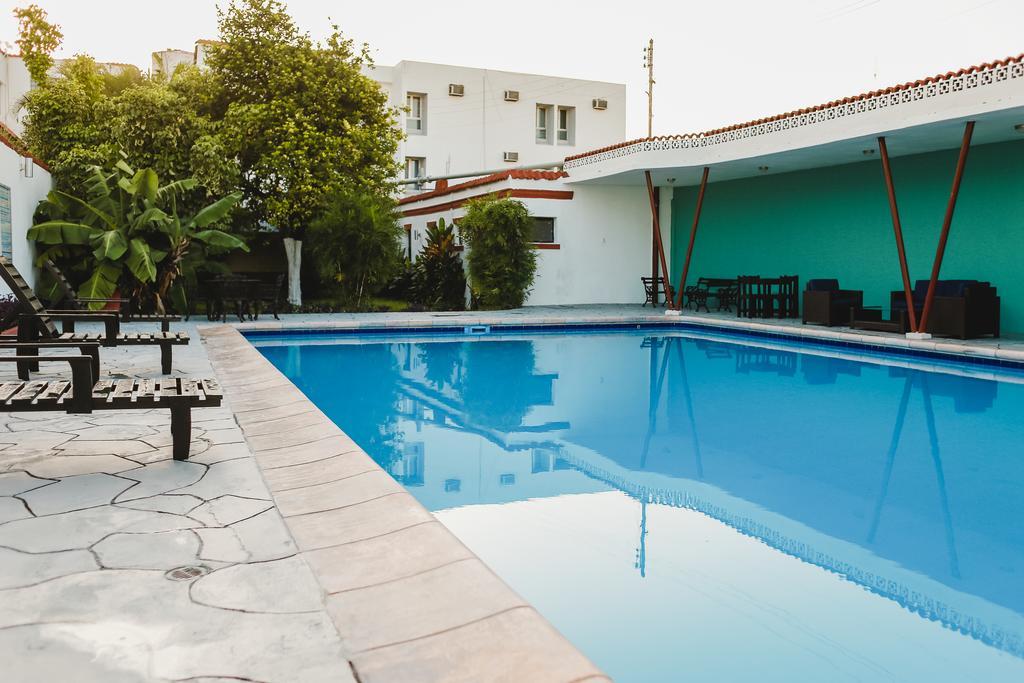 Hotel Colon Mérida Esterno foto