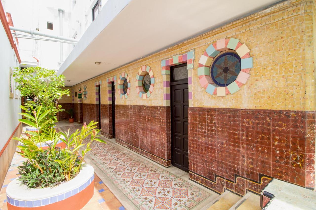 Hotel Colon Mérida Esterno foto